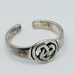 Sterling Silver Celtic KNOT Pinky Ring Size 4, 1.91 G Adjustable