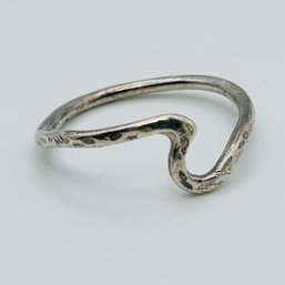 Sterling Silver Wave Ring Size 7, 1.39 G