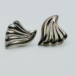 Sterling Silver Angel Wing Earrings Pushback 1.28 G