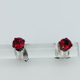 SU Cubic Zirconia, Sterling Silver Red Studs .44 G