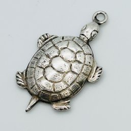 Sterling Silver Turtle Pendant 2.59 G