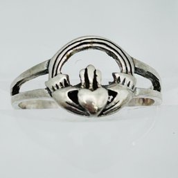 Sterling Silver CLADDAGH Ring Size 7, 2.06 G