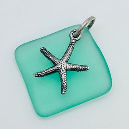 Sterling Silver Starfish Green Stone Pendant, 3.31 G