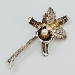 Sterling Silver Flower Pin Pearl Center, 2.85