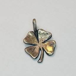 Sterling Silver For Leaf Clover Pendant 1.22 G