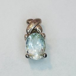 Sterling Silver Pendant With Aquamarine Stone 1.43 G