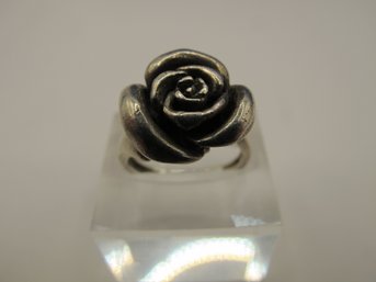 Sterling Ring With Rose 5.00g  Size 4