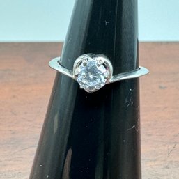 Simple Sterling & CZ Solitaire Ring - 1.42 Grams - Size 6