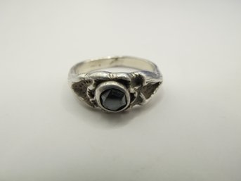 Sterling Ring With Black Stone 3.73g  Size 4.5