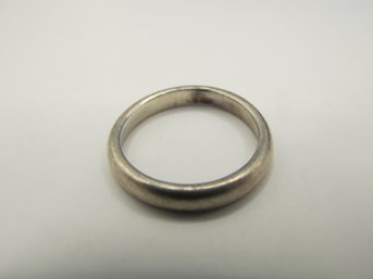 Sterling Silver Band 3.00g  Size 6
