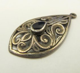 Sterling Pendant With Black Stone 2.55g