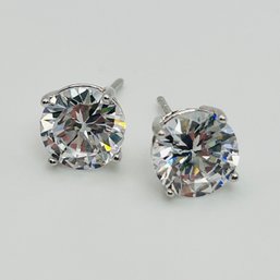 JCM Rhinestone Stud Earrings 2.08 G