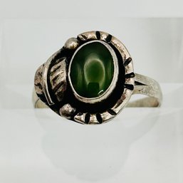 Green Garnet Sterling Silver Statement Ring Size 7.5, 2.9 G