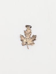 Sterling Leaf Pendant 1.8g