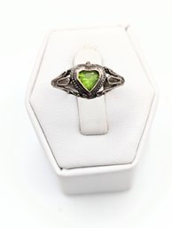 Sterling Green Resin Heart Shape Ring Sz. 6.5.   2.4g