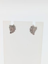 Sterling Leaf Earrings 0.6g