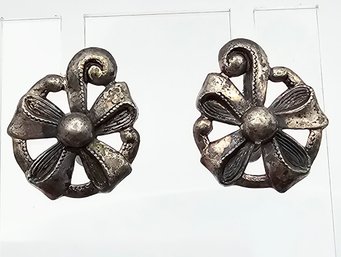 Sterling Silver Flower Earrings 2.8 G