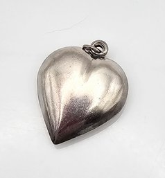Sterling Silver Hollow Form Heart Pendant 5.4 G