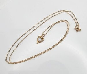 'P' Opal 14K Gold Necklace 0.9 G