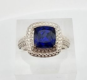 STS Sapphire Sterling Silver Cocktail Ring Size 5.75 4.1 G Approximately 2 TCW
