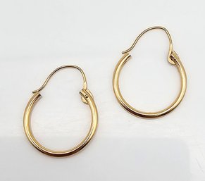 14K Gold Hoop Earrings 0.4 G
