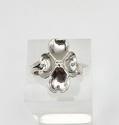 Stuart Nye Sterling Silver Dogwood Flower Ring Adjustable 2.8 G