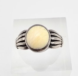 Coral Sterling Silver Ring Size 6 3.4 G