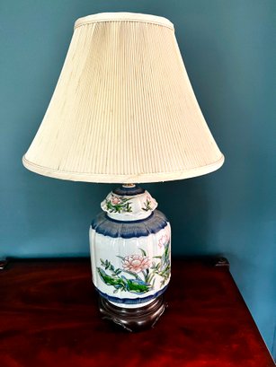 Decorative Floral Porcelain Table Lamp The Perfect Size