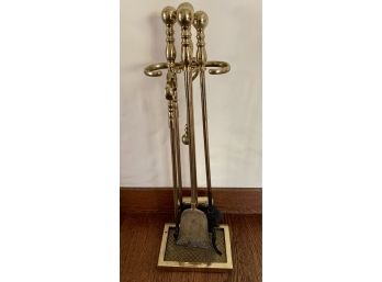 Virginia Metalcrafters Heavy Brass Fireplace Tool Set