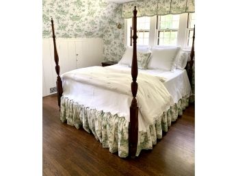 Mahogany Four Poster Queen Size Bed 63' Wide 91' Tall