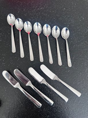 Appetizer Size Spoons And Cheese Knife Set