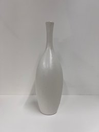 White Pearl Vase Set Of 3 - 2 Lots
