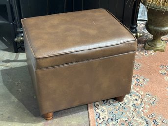 Sonoma Life  Style - Weston Storage Ottoman