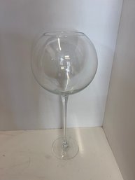 33' Wine Glass - 3 Lots