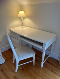 Stanley White Desk And Chair With Pull Out Key Board Shelf