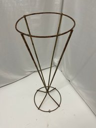 Metal Plant Stand - 12 Lots