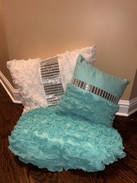 Layers Of Luxe - White And Turquoise Ruffle Queen Bed Set