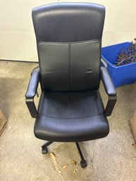 Black Swivel Office Chair With Arms