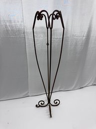 Tall Metal Plant Stand Or Decorative Accent  3 Lots