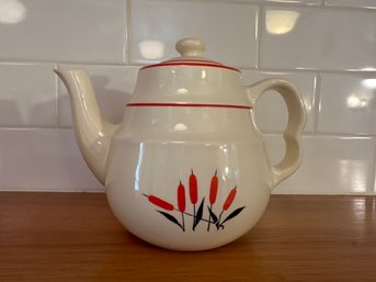 Vintage Universal  Cambridge Pottery Red Cattail Pattern