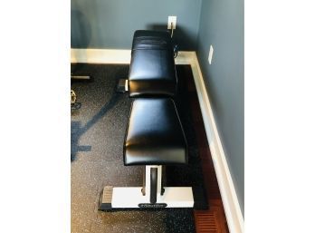 Nautilus Deluxe Flat-to-Incline Bench