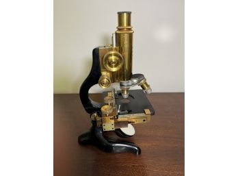 Ernst Leitz Microscope