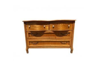 Pulaski Furniture Keepsakes Collection Country French Dresser