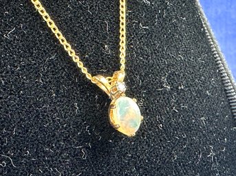 14K Yellow Gold Opal And Diamond Necklace, 16'