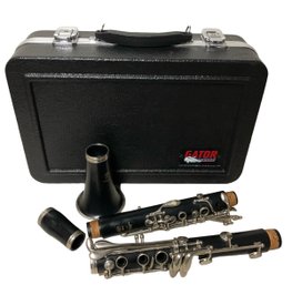 Yamaha 250 Clarinet With Gator GC-CLARINET Classic Deluxe Molded Case