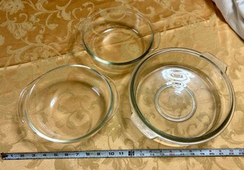 Trio Of Pyrex Pie Baking Dishes