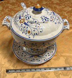 Royal Sealy Heritage Large Soup Tureen