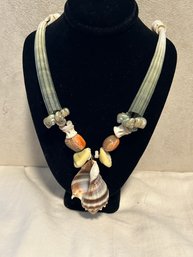 Artisan Shell Necklace Vintage Costume Jewelry