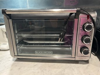 BLACK & DECKER Extra Wide Crisp 'N Bake Toaster Oven