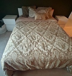 Queen Sized Modern White Four Piece Bedroom Set (See All Pictures)